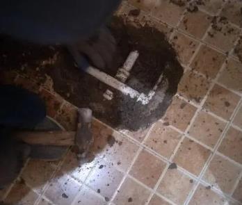 揭东卫生间漏水维修公司为您分享下卫生间渗水如何处理及注意事项